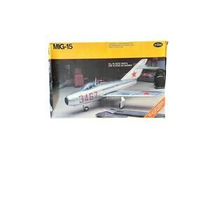 1972 Testors MIG-15 1/48 Scale Aluminum Plated Kit #218 Damaged Box